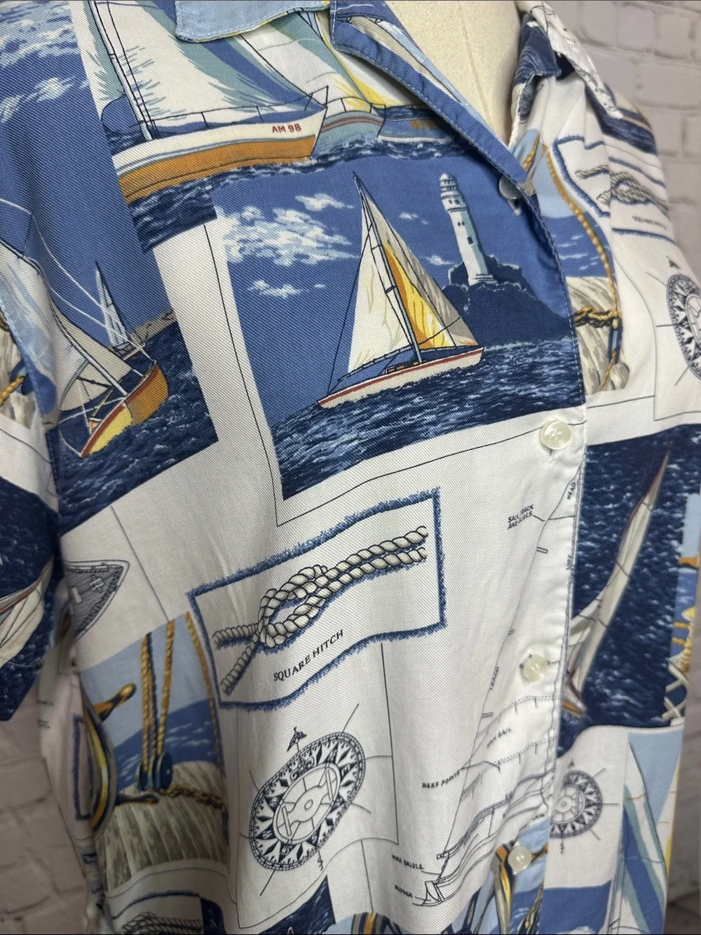 Vintage Liz Claiborne LizSport Nautical Sailboat Rayon Button Up Shirt Size M